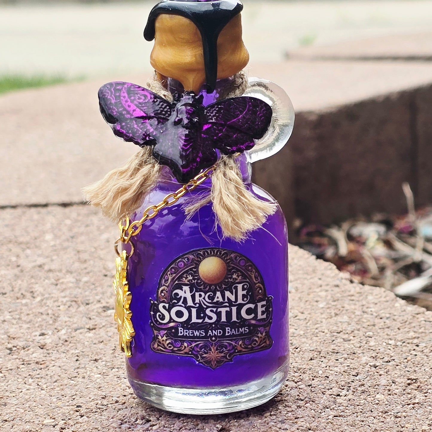 Arcane Solstice Color Changing Decorative Potion Bottle