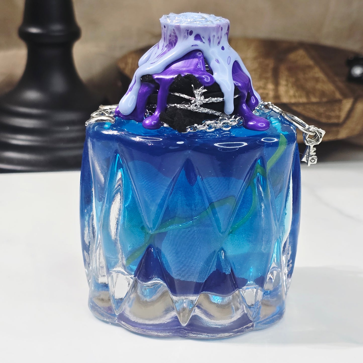 Nightshade Nectar Color Changing Decorative Bottle Potion Prop, Blue to Purple