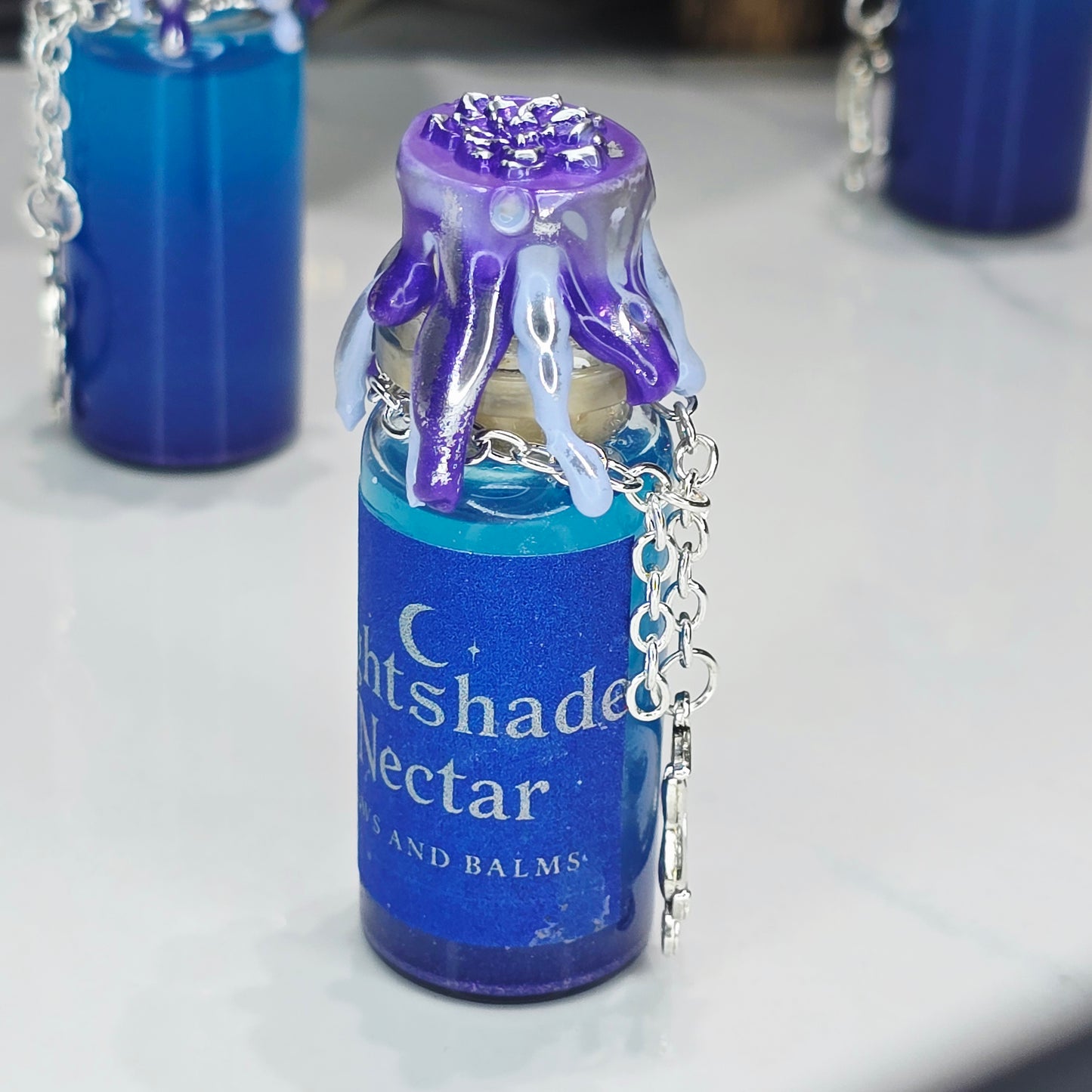 Mini Fidget Nightshade Nectar Color Changing Decorative Bottle Potion Prop, Blue to Purple