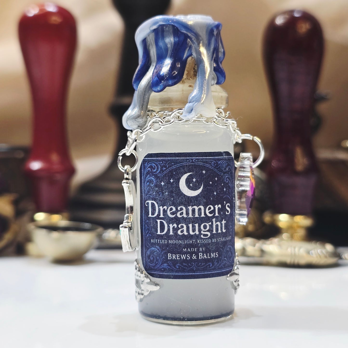 Mini Fidget Dreamers Draught Color Changing Decorative Bottle Potion Prop, White to Blue