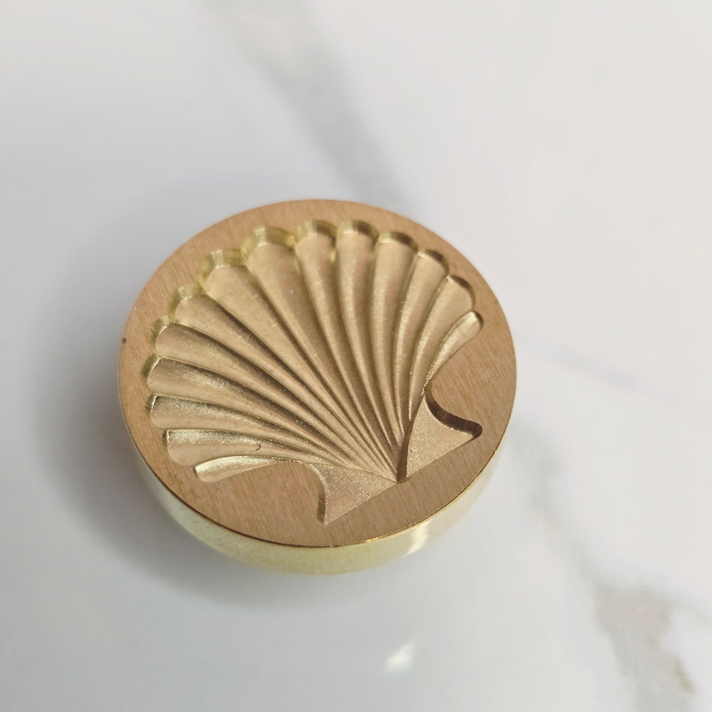 Scallop Shell Wax Seal Stamp — 0.98 Inch, for sealing letters, gifts and more
