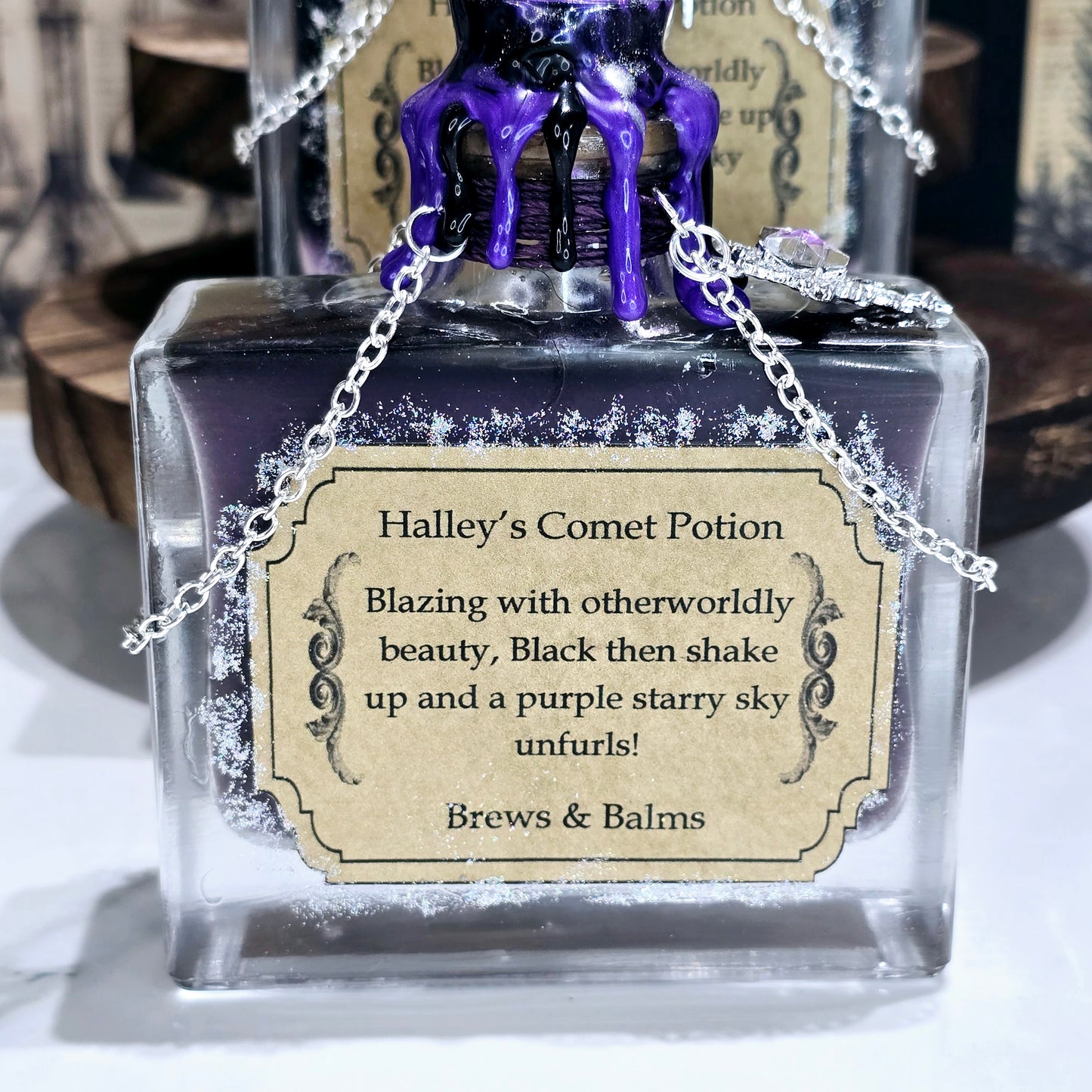 Halley's Comet Decorative Color Changing Potion Bottle Black to Purple