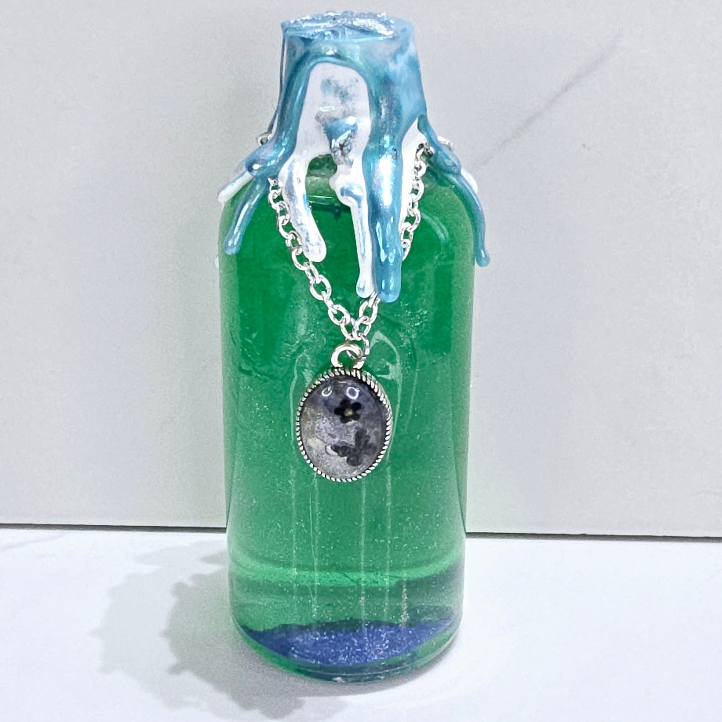 Butterfly Chrysalis Shift Decorative Color Changing Potion Round Bottle