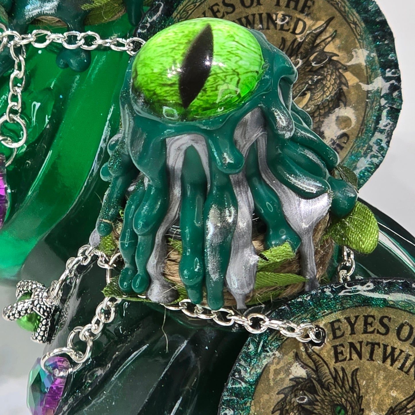 Eyes of the Entwined Decorative Potion Bottle Prop Color Changing Green