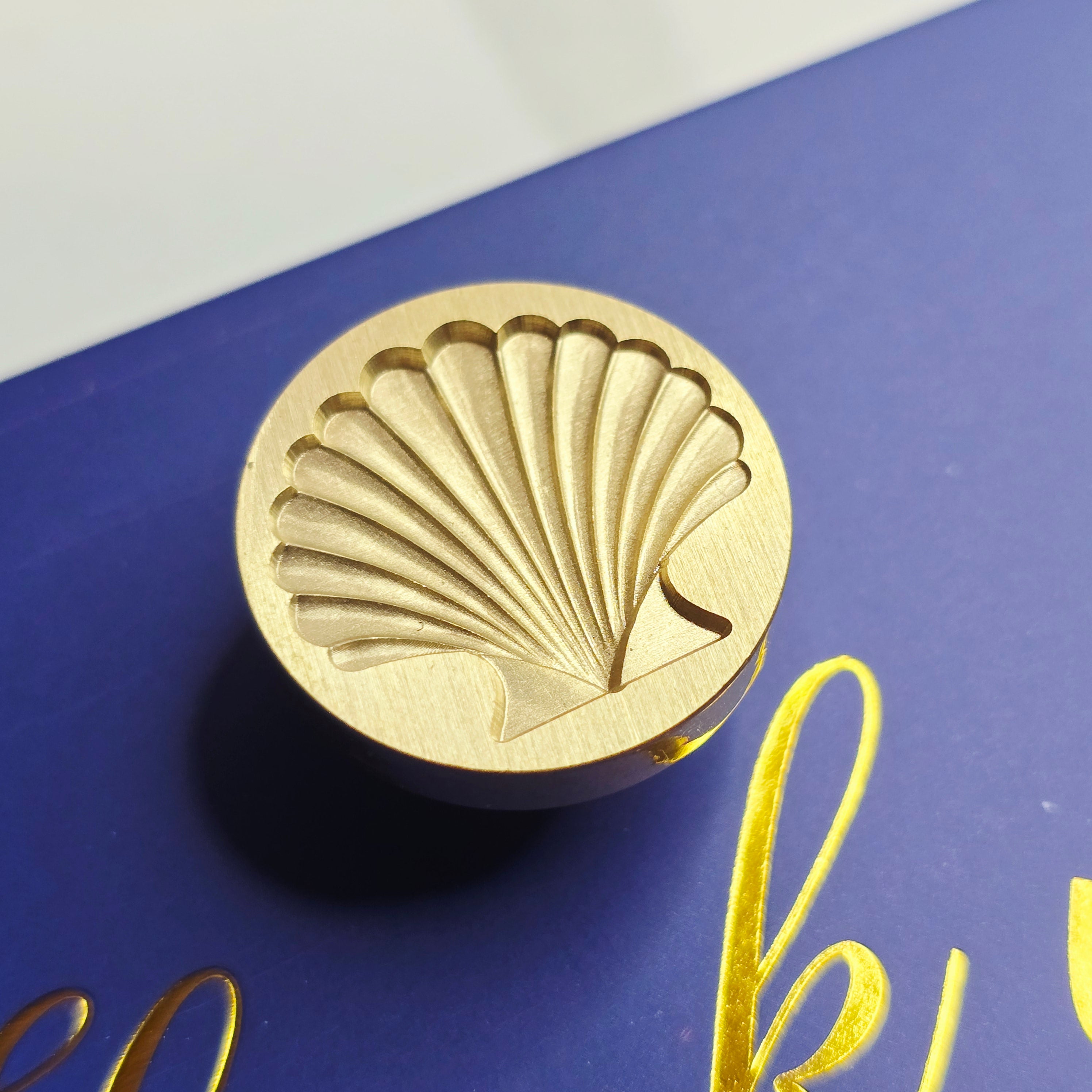 Scallop Shell Wax Seal Stamp — 0.98 Inch, for sealing letters, gifts and more