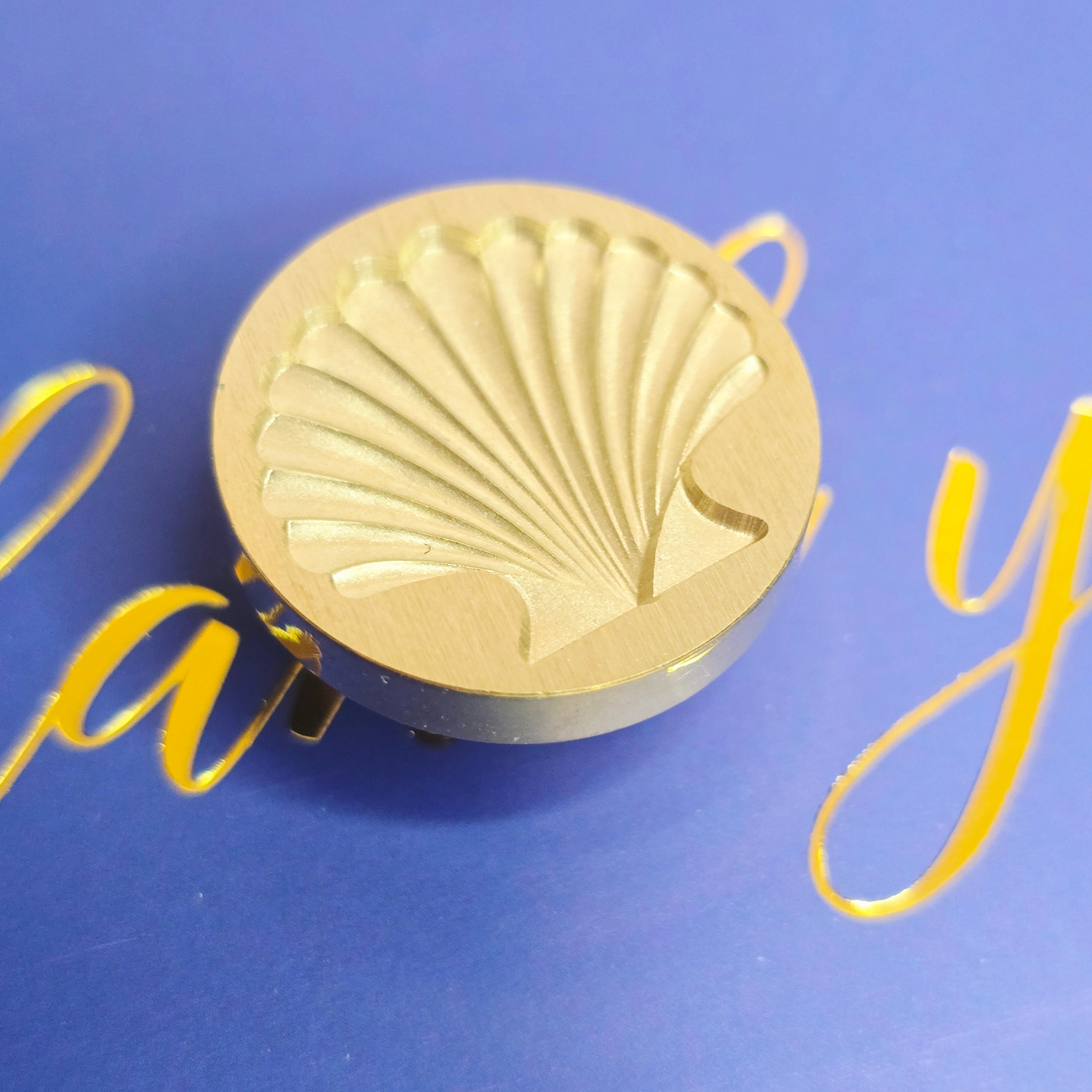 Scallop Shell Wax Seal Stamp — 0.98 Inch, for sealing letters, gifts and more