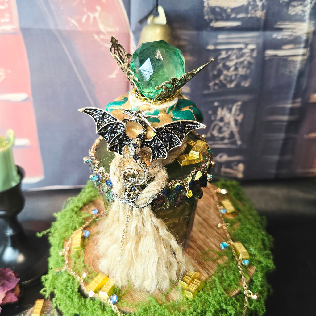 Dragon’s Gold Color Changing Potion – Fantasy Dragon Decor Elixir With Base Light