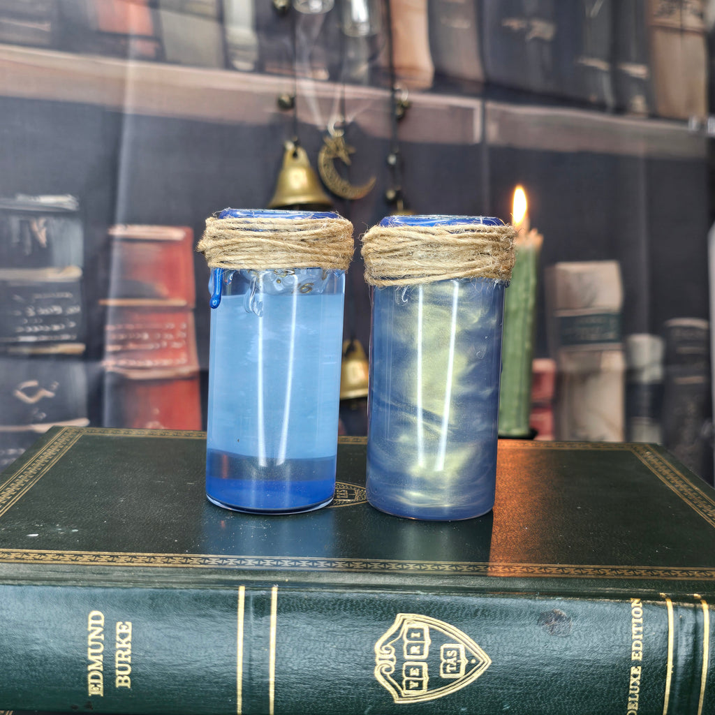 Handmade Dice D20 Let the Dice Decide Potion Props A Color Changing decorative bottle prop