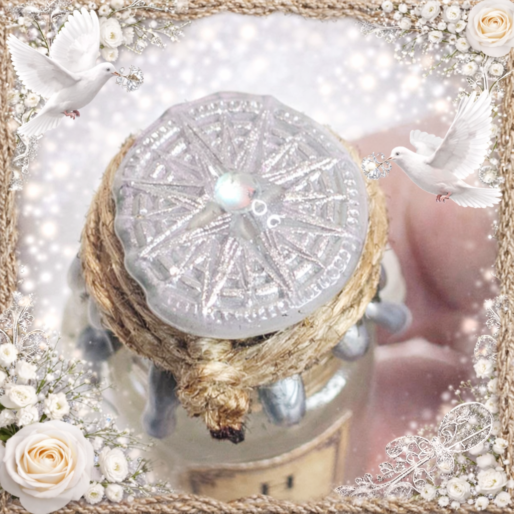 Halo Clear to Silver Color-Changing Decorative Mini Potion Bottle Prop